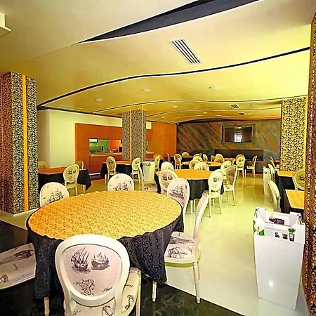 Palace Hotel 4*