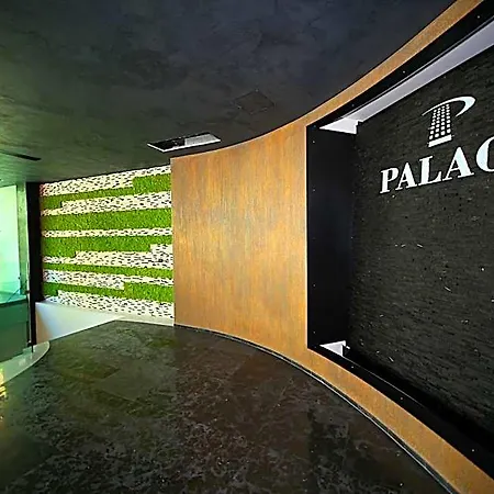 מלון Palace Vlorë